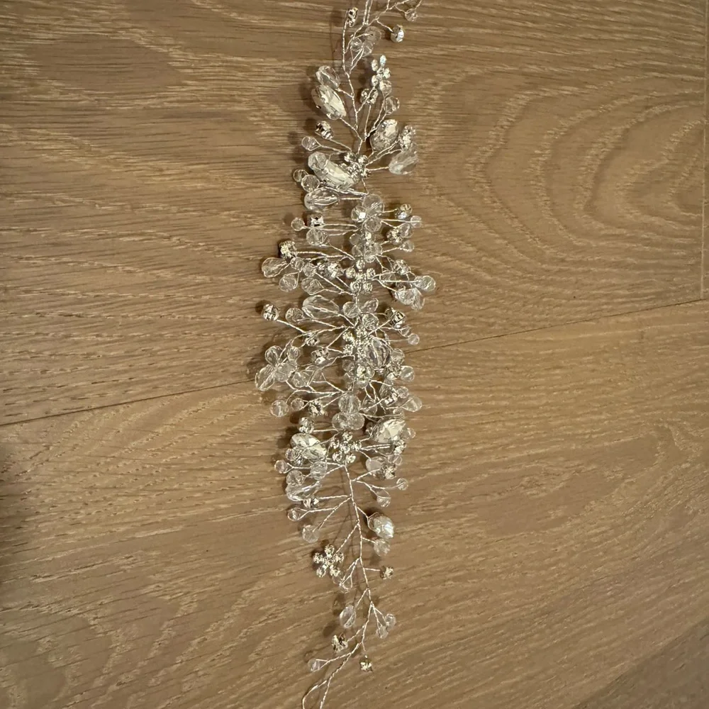 Elegant Crystal Hair Vine, Bridal Hair Piece